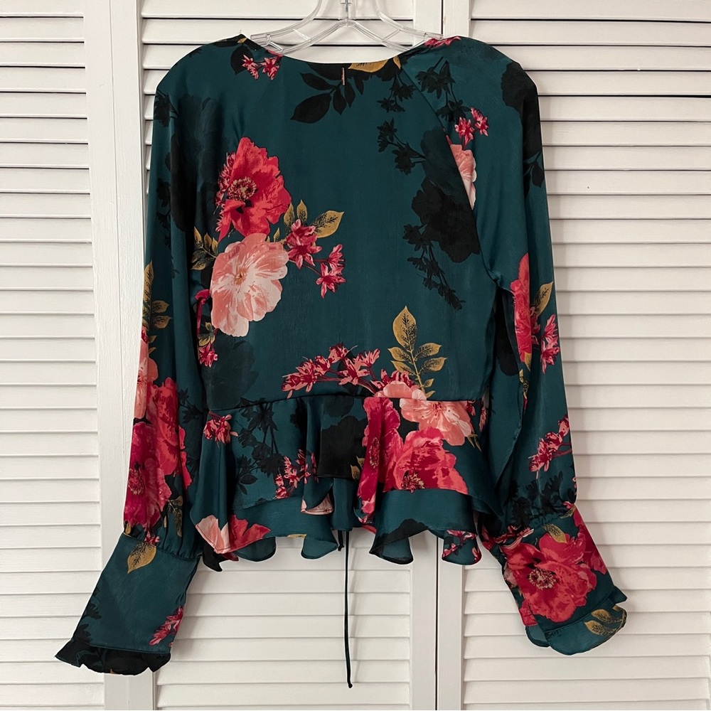 Misa Los Angeles green floral print ruffle peplum hem long sleeve blouse size S. - Picture 8 of 12